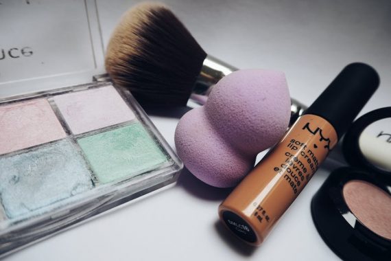 3 Reasons to Go Through the Daily Makeup Routine