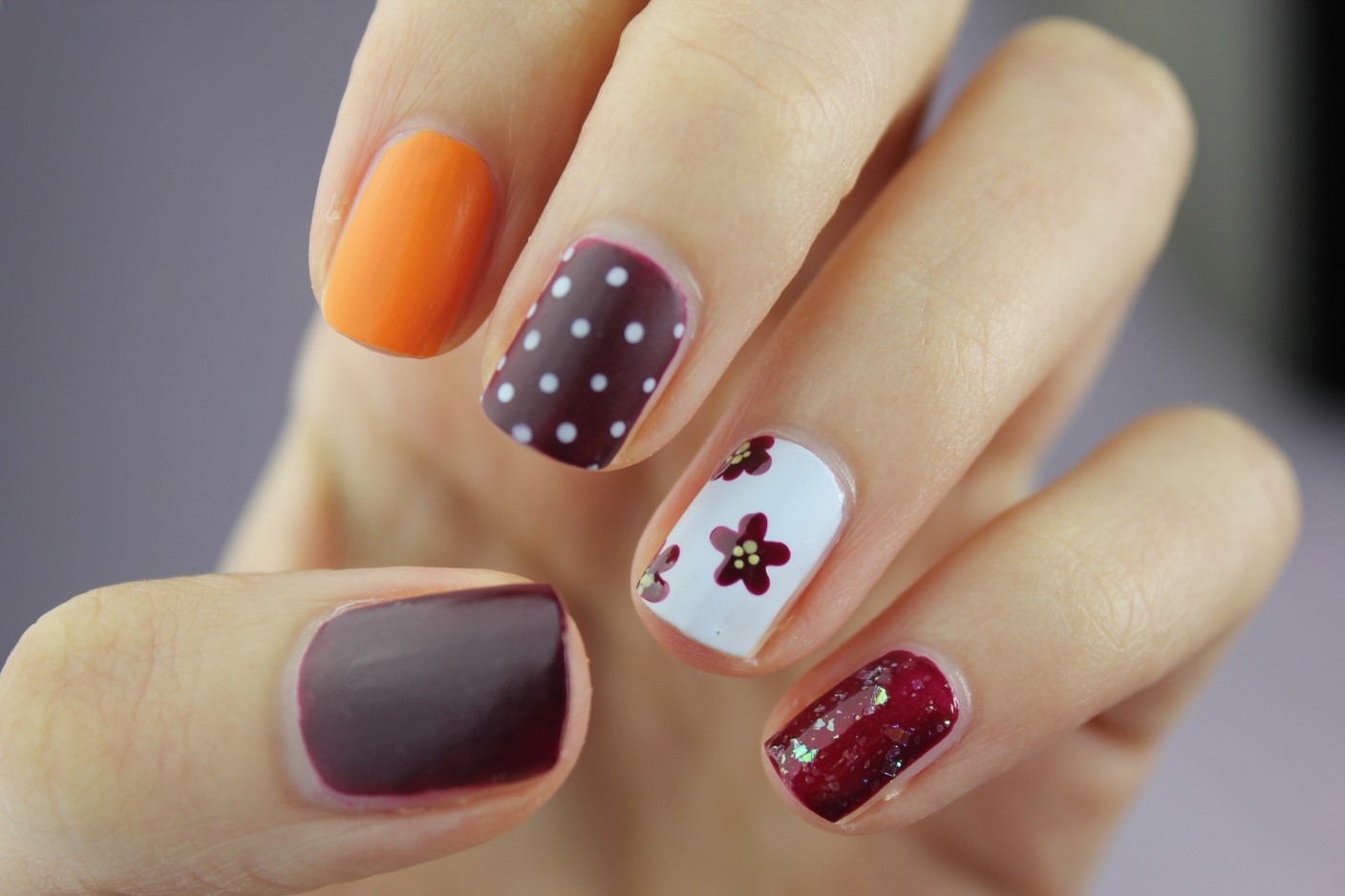 Tips For Maintaining Gorgeous Nails During The Summer
